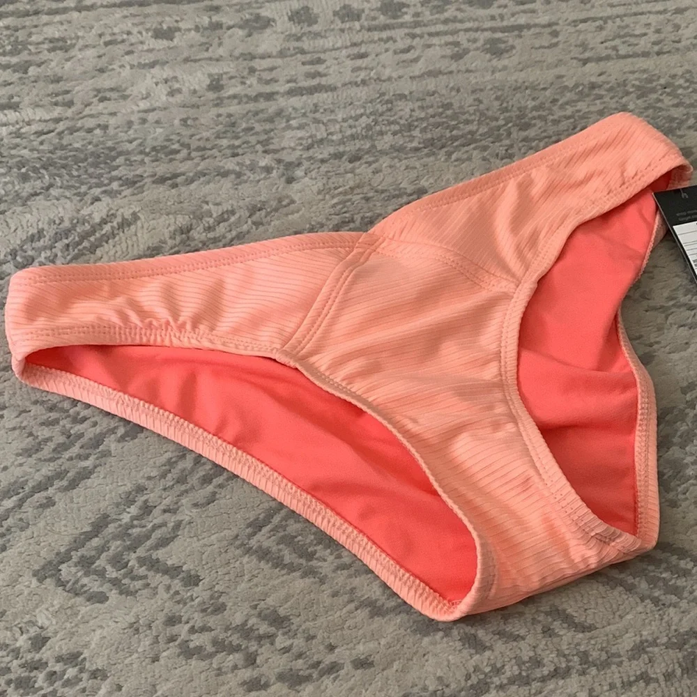 NWT Target Hipster Swim Bottom Size Medium Cool Melon in color - Picture 2 of 7